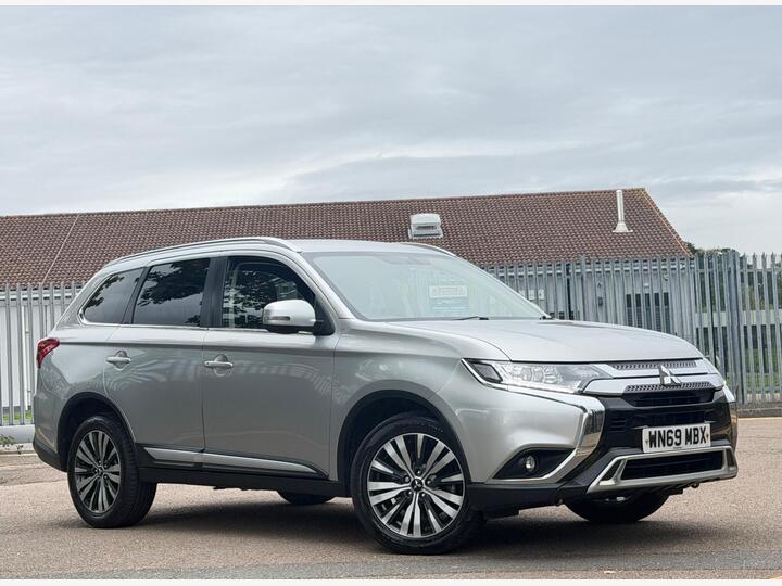 Mitsubishi Outlander 2.0 MIVEC Design CVT 4WD Euro 6 (s/s) 5dr