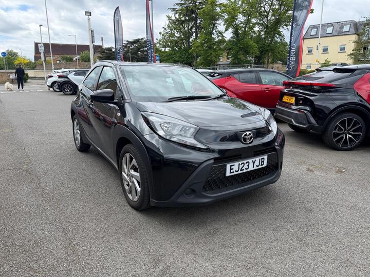 Toyota Aygo X 1.0 VVT-i Pure X-shift Euro 6 (s/s) 5dr