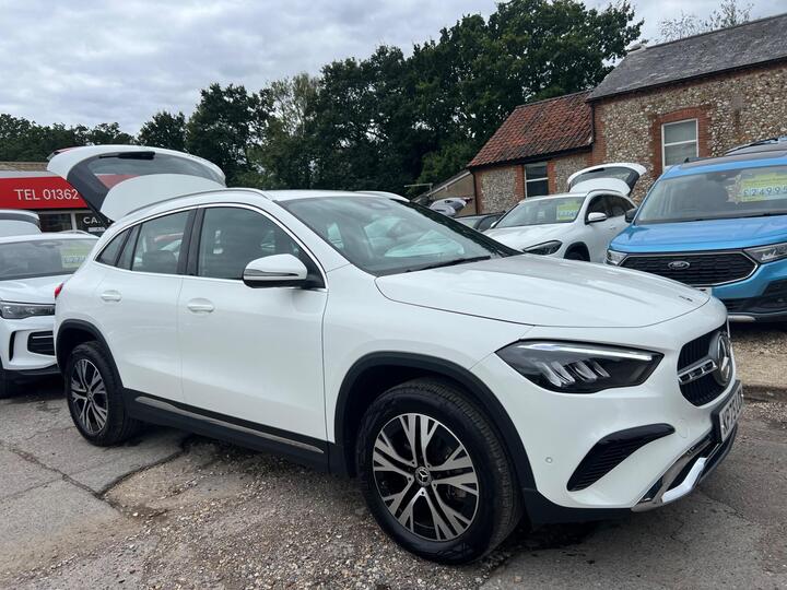 Mercedes-Benz GLA 2.0 GLA200d Sport (Executive) 8G-DCT Euro 6 (s/s) 5dr