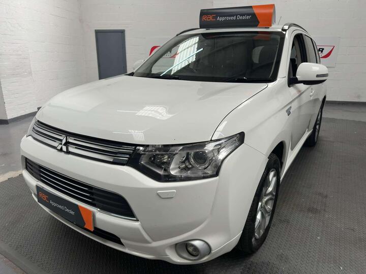 Mitsubishi OUTLANDER 2.0h 12kWh GX4h CVT 4WD Euro 5 (s/s) 5dr