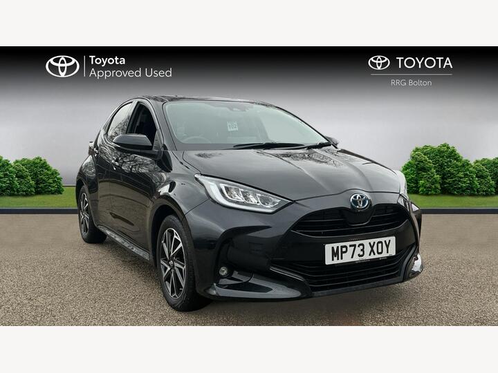 Toyota Yaris 1.5 VVT-h Design E-CVT Euro 6 (s/s) 5dr