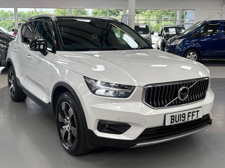 Volvo XC40 2.0 T4 Inscription Auto AWD Euro 6 (s/s) 5dr