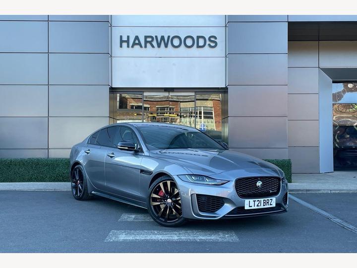 Jaguar XE 2.0 P250i R-Dynamic Black Auto Euro 6 (s/s) 4dr