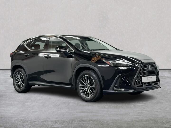 Lexus NX 2.5 450h+ 18.1kWh E-CVT 4WD Euro 6 (s/s) 5dr