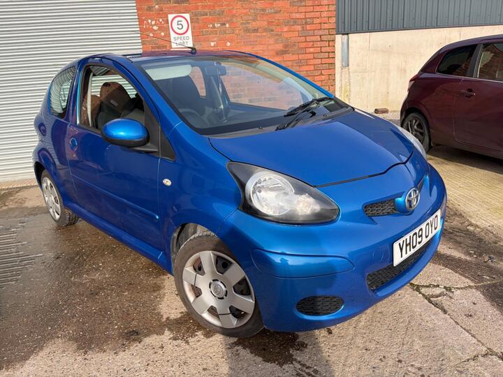 Toyota AYGO 1.0 VVT-i Blue Euro 4 3dr