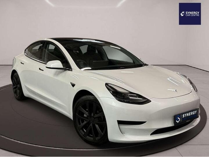 Tesla Model 3 Standard Range Plus Auto RWD 4dr