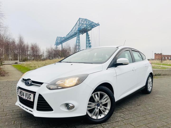 Ford Focus 1.0T EcoBoost Titanium Navigator Euro 5 (s/s) 5dr