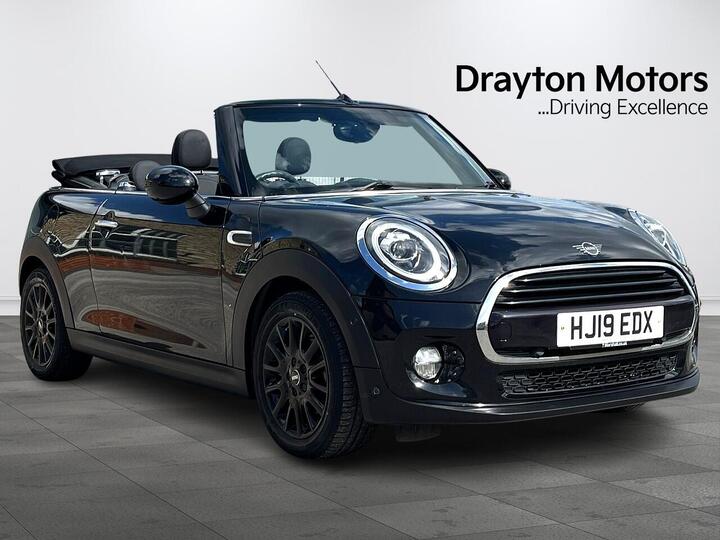 MINI Convertible 1.5 Cooper Classic Euro 6 (s/s) 2dr