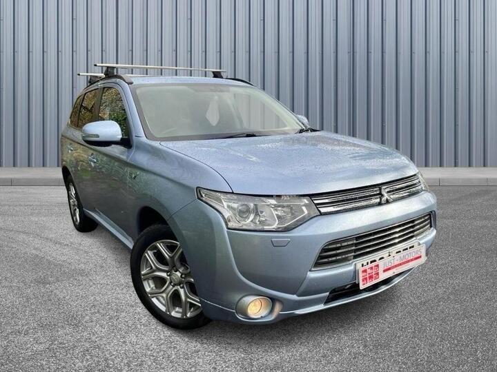 Mitsubishi Outlander 2.0h 12kWh GX4h CVT 4WD Euro 5 (s/s) 5dr Mitsubishi Outlander 2.0h 12kWh GX4h CVT 4WD Euro 5 (s/s) 5dr