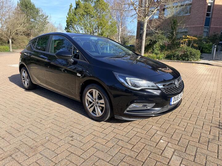 Vauxhall Astra 1.4i Tech Line Nav Euro 6 5dr