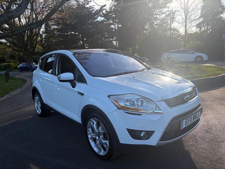 Ford Kuga 2.5T Titanium Auto AWD Euro 5 5dr