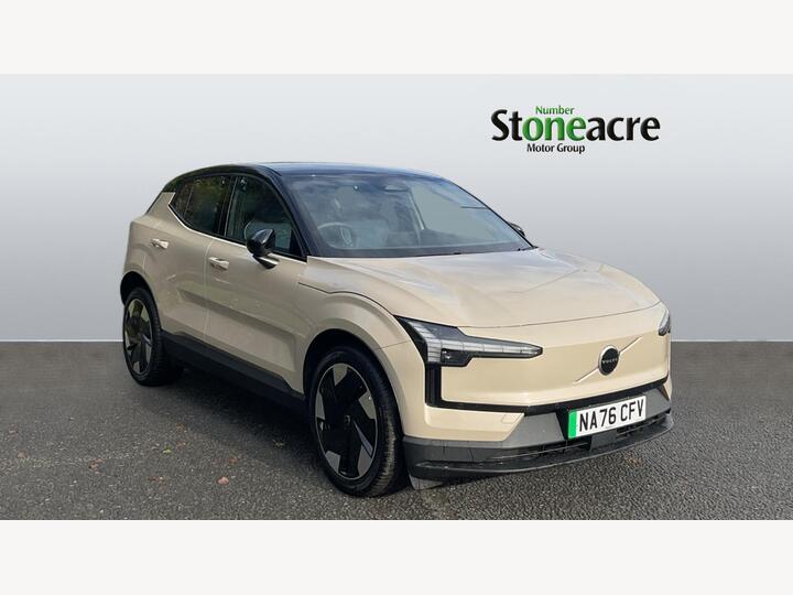 Volvo EX30 Twin Performance 69kWh Plus Auto AWD 5dr