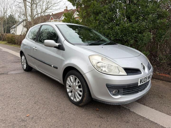 Renault Clio 1.2 TCe 16v Dynamique 3dr