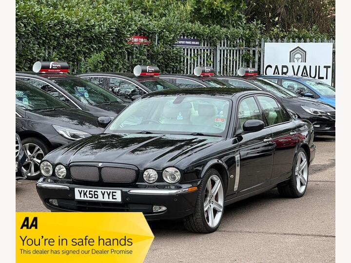 Jaguar XJR 4.2 V8 Portfolio 4dr