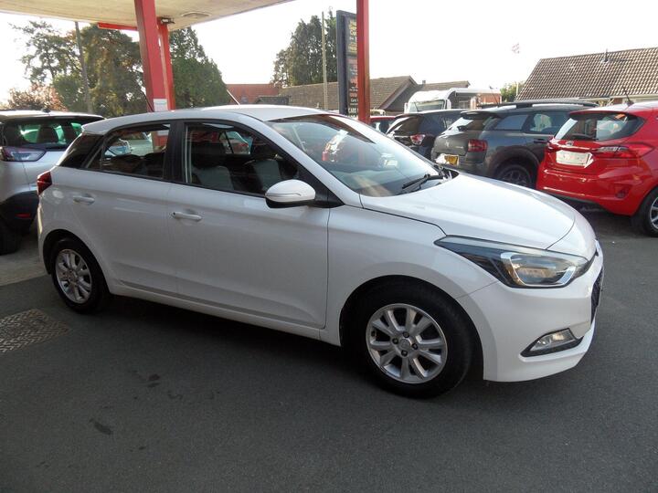 Hyundai I20 1.2 SE Euro 6 5dr