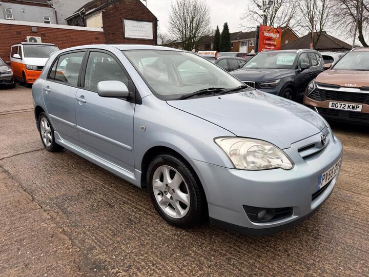 Toyota Corolla 1.6 VVT-i Colour Collection 5dr Toyota Corolla 1.6 VVT-i Colour Collection 5dr