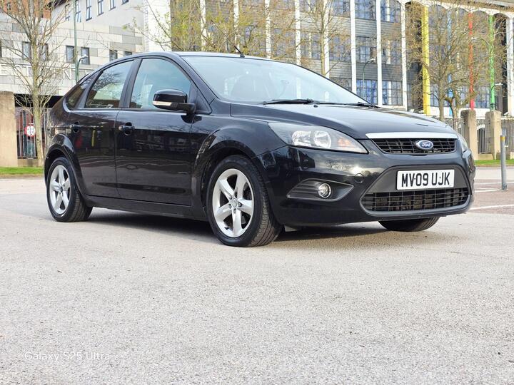 Ford Focus 1.6 Zetec 5dr