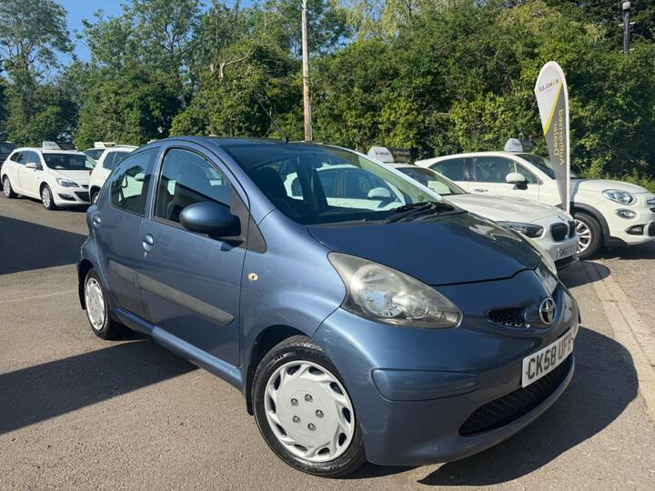 Toyota AYGO 1.0 VVT-i Blue Euro 4 5dr