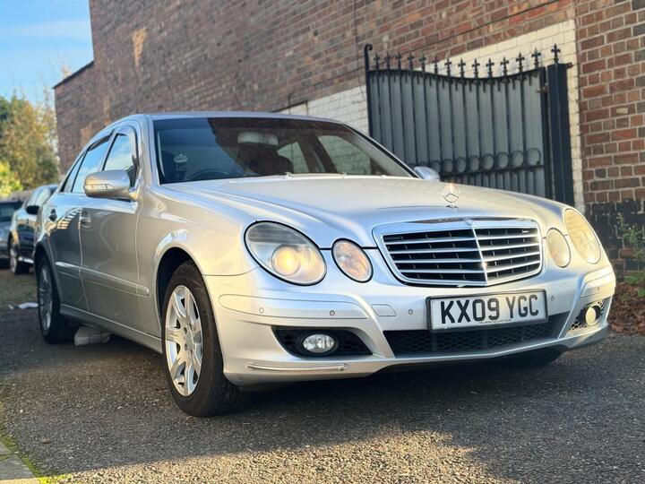 Mercedes-Benz E Class 2.1 E220 CDI SE (Executive) 4dr