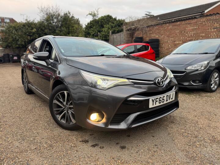 Toyota Avensis 1.8 V-Matic Business Edition Plus Touring Sports Euro 6 5dr