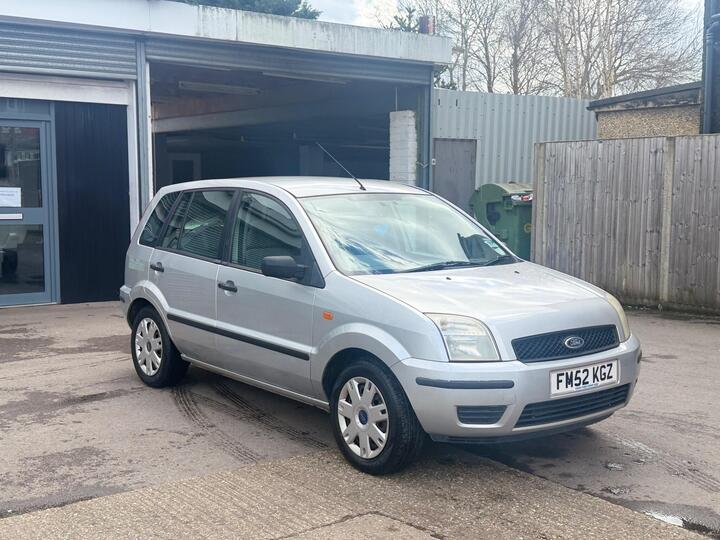 Ford Fusion 1.4 2 5dr
