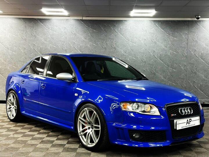 Audi RS4 4.2 Quattro 4dr