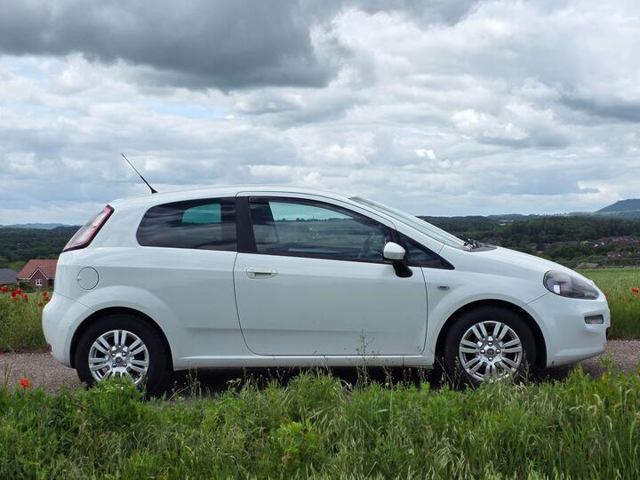 Fiat Punto 1.2 Easy Manual Euro 5 3dr