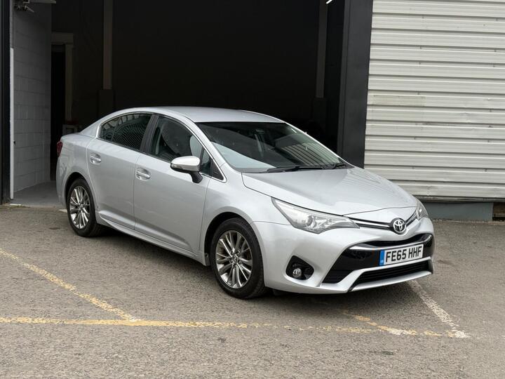 Toyota Avensis 1.6 D-4D Business Edition Euro 6 (s/s) 4dr