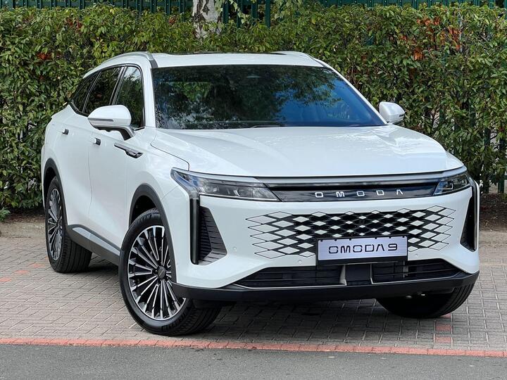 Omoda OMODA 9 1.5T SHS 34.46kWh Noble DHT3 4WD Euro 6 (s/s) 5dr