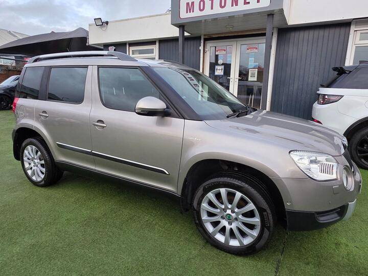 Skoda YETI 2.0 TDI Laurin & Klement DSG 4WD Euro 5 5dr