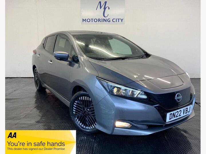 Nissan Leaf 39kWh N-Connecta Auto 5dr Nissan Leaf 39kWh N-Connecta Auto 5dr