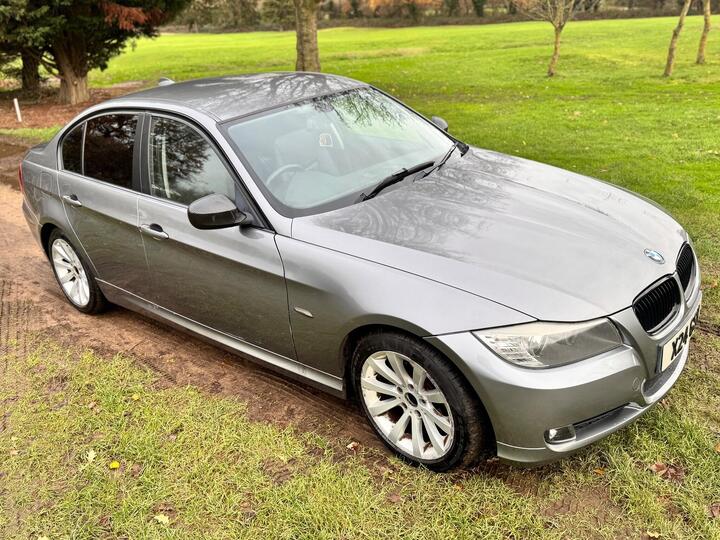 BMW 3 Series 2.0 318i Exclusive Edition Steptronic Euro 5 4dr