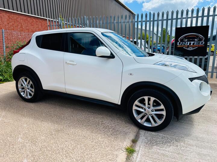 Nissan Juke 1.6 Acenta Premium Euro 5 (s/s) 5dr