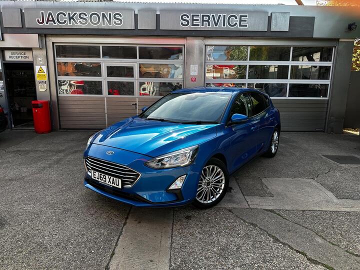 Ford Focus 1.5T EcoBoost Titanium X Euro 6 (s/s) 5dr