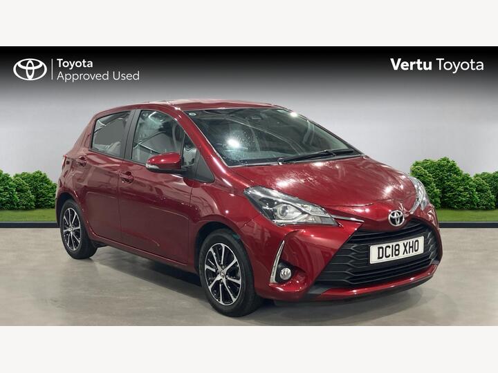 Toyota Yaris 1.5 VVT-i Icon Tech CVT Euro 6 5dr