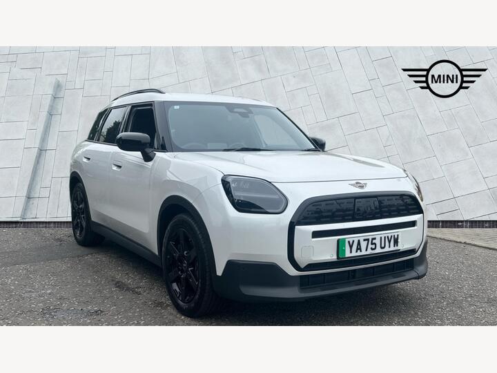 MINI Electric Countryman E 66.5kWh Monochrome Auto 5dr