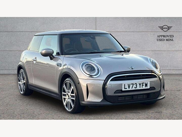 MINI Cooper Exclusive Auto