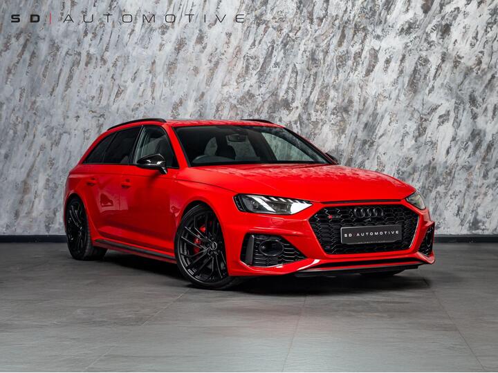 Audi RS4 AVANT 2.9 TFSI V6 Carbon Black Tiptronic Quattro Euro 6 (s/s) 5dr Audi RS4 AVANT 2.9 TFSI V6 Carbon Black Tiptronic Quattro Euro 6 (s/s) 5dr