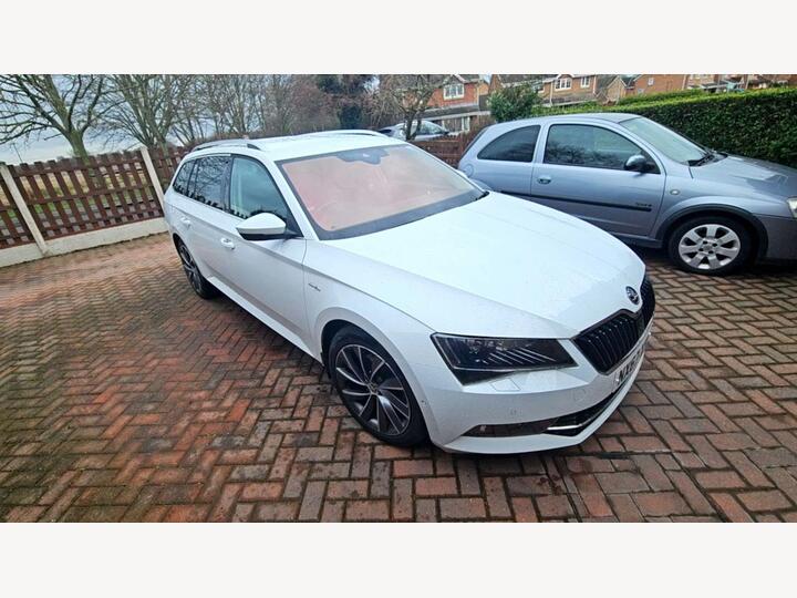 Skoda Superb 2.0 TDI Laurin & Klement DSG 4WD Euro 6 (s/s) 5dr
