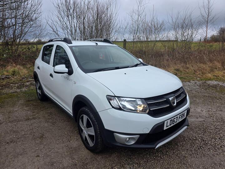 Dacia Sandero Stepway 0.9 TCe Laureate Euro 5 5dr