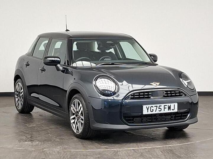 MINI Cooper 1.5C Classic Steptronic Euro 6 (s/s) 5dr