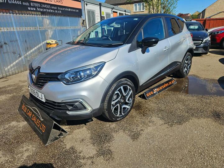 Renault Captur 1.3 TCe ENERGY Iconic EDC Euro 6 (s/s) 5dr