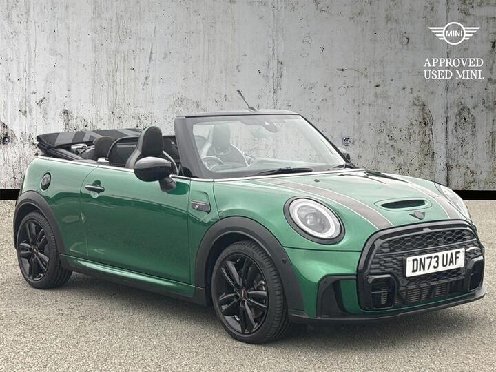 MINI Convertible 2.0 Cooper S Sport Steptronic Euro 6 (s/s) 2dr