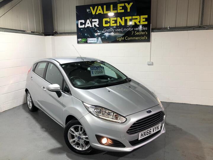 Ford Fiesta 1.0T EcoBoost Zetec Euro 6 (s/s) 5dr