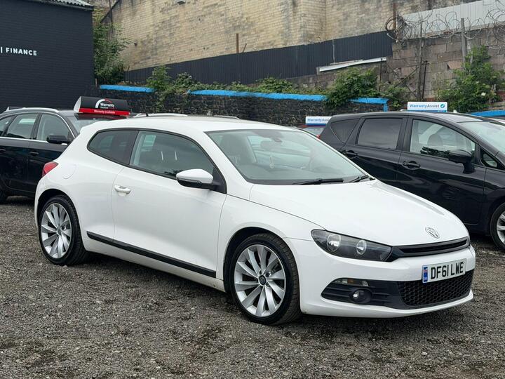 Volkswagen Scirocco 2.0 TDI BlueMotion Tech GT Euro 5 (s/s) 3dr Volkswagen Scirocco 2.0 TDI BlueMotion Tech GT Euro 5 (s/s) 3dr