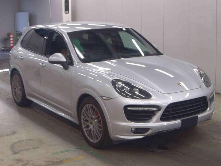 Porsche CAYENNE GTS