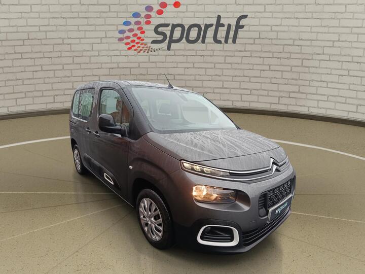 Citroen Berlingo 1.2 PureTech Feel M MPV Euro 6 (s/s) 5dr Citroen Berlingo 1.2 PureTech Feel M MPV Euro 6 (s/s) 5dr