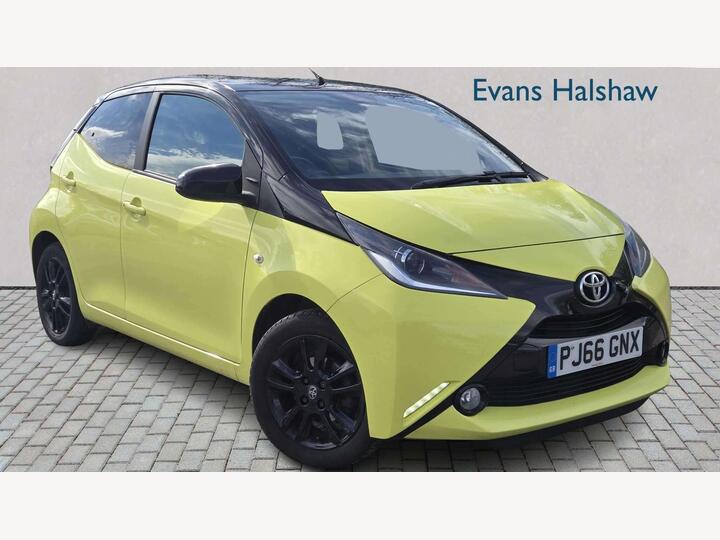 Toyota Aygo 1.0 VVT-i X-cite 3 Yellow Bi-Tone Euro 6 5dr