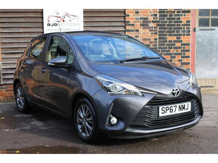Toyota Yaris 1.5 VVT-i Icon Tech Euro 6 5dr