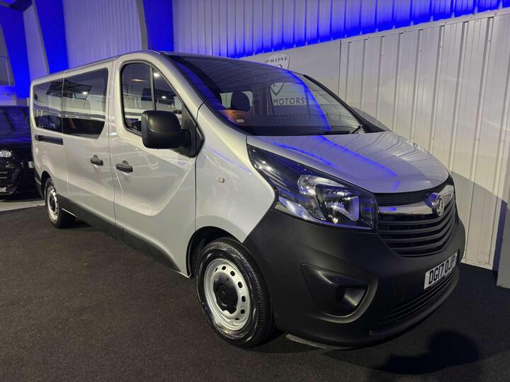 Vauxhall VIVARO COMBI 1.6 CDTi 2900 BiTurbo L2 H1 Euro 6 (s/s) 5dr (9 Seat) Vauxhall VIVARO COMBI 1.6 CDTi 2900 BiTurbo L2 H1 Euro 6 (s/s) 5dr (9 Seat)